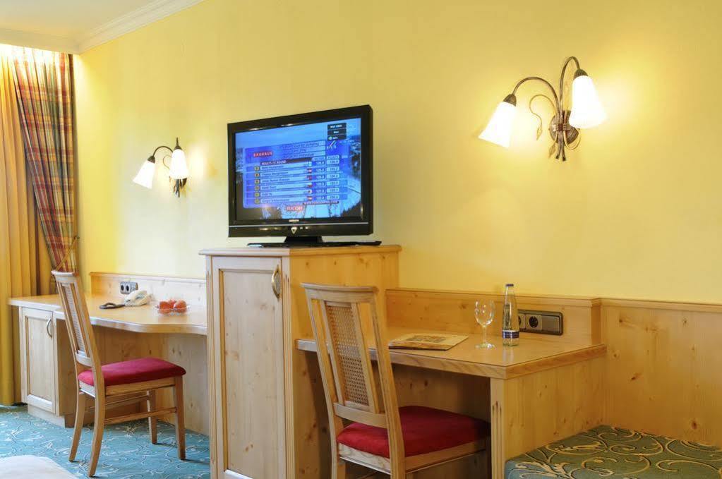 Scol Sporthotel Zillertal Fügen Kültér fotó